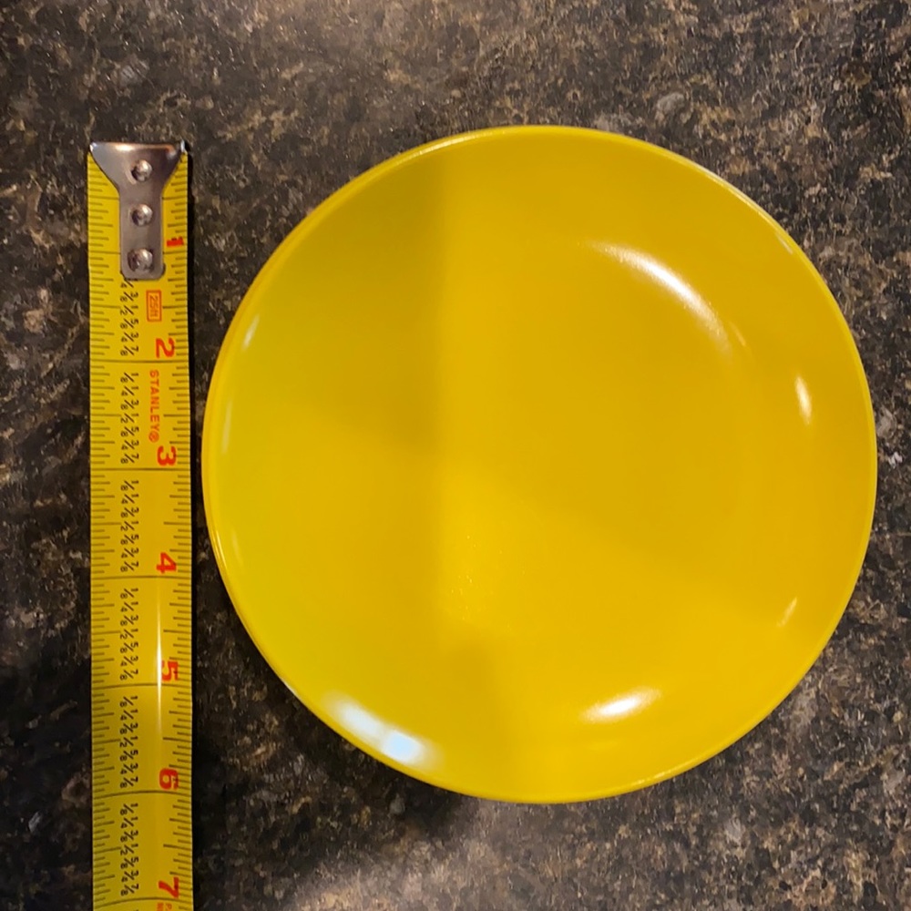 6 Yellow Texas-Ware Melamine Plates approx. 6” Dia